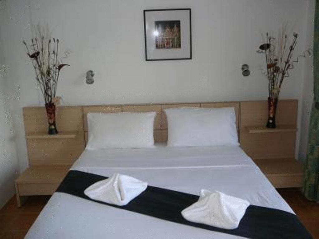 Karon Cliff Contemporary Boutique Bungalows Hotel Kamer foto
